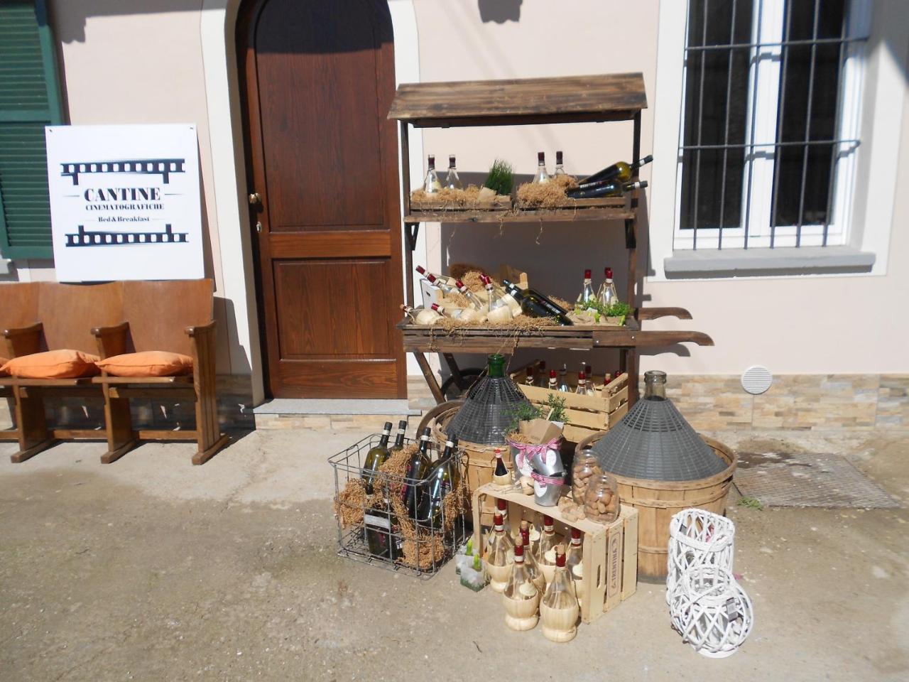 Cantine Cinematografiche Cherasco Extérieur photo