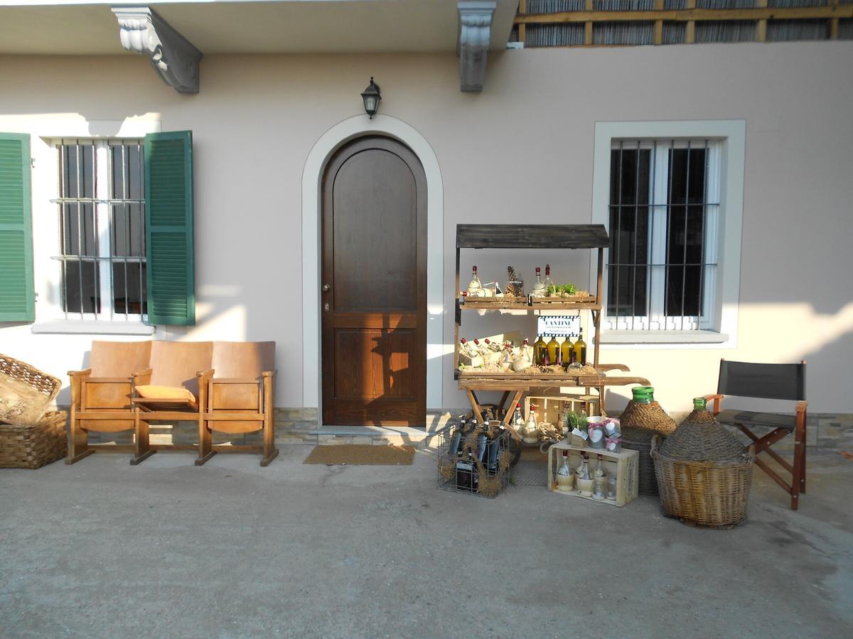 Cantine Cinematografiche Cherasco Extérieur photo